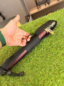 Bastão Retrátil 100cm Dourado com Empunhadura Emborrachada e Guarda Ajustável OIF-A138